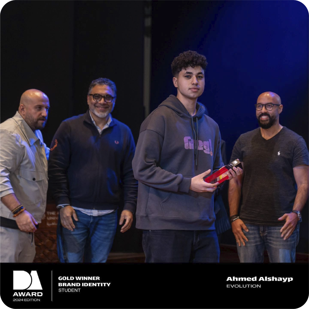 Ahmad Alsheyp receiving Gold Award at DA Award 2024